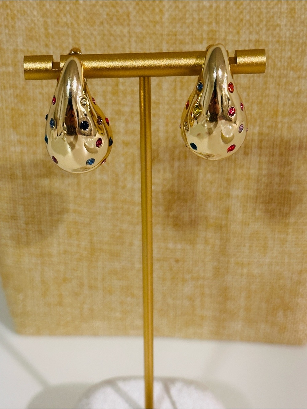 Fashion Jewelry Gold Teardrop Earrings with Multicolor Stones